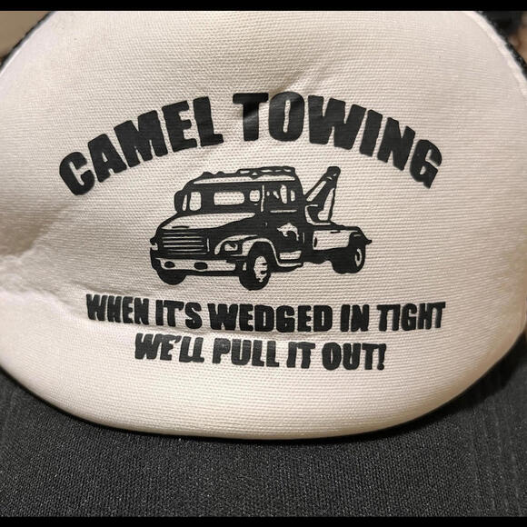 Trucker Hat Custom - Camel Towing- Joke OS Black And White - Picture 1 of 4